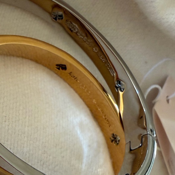 Kate Spade Shiny studded Silver hinged bangle Bracelet - Picture 10 of 11